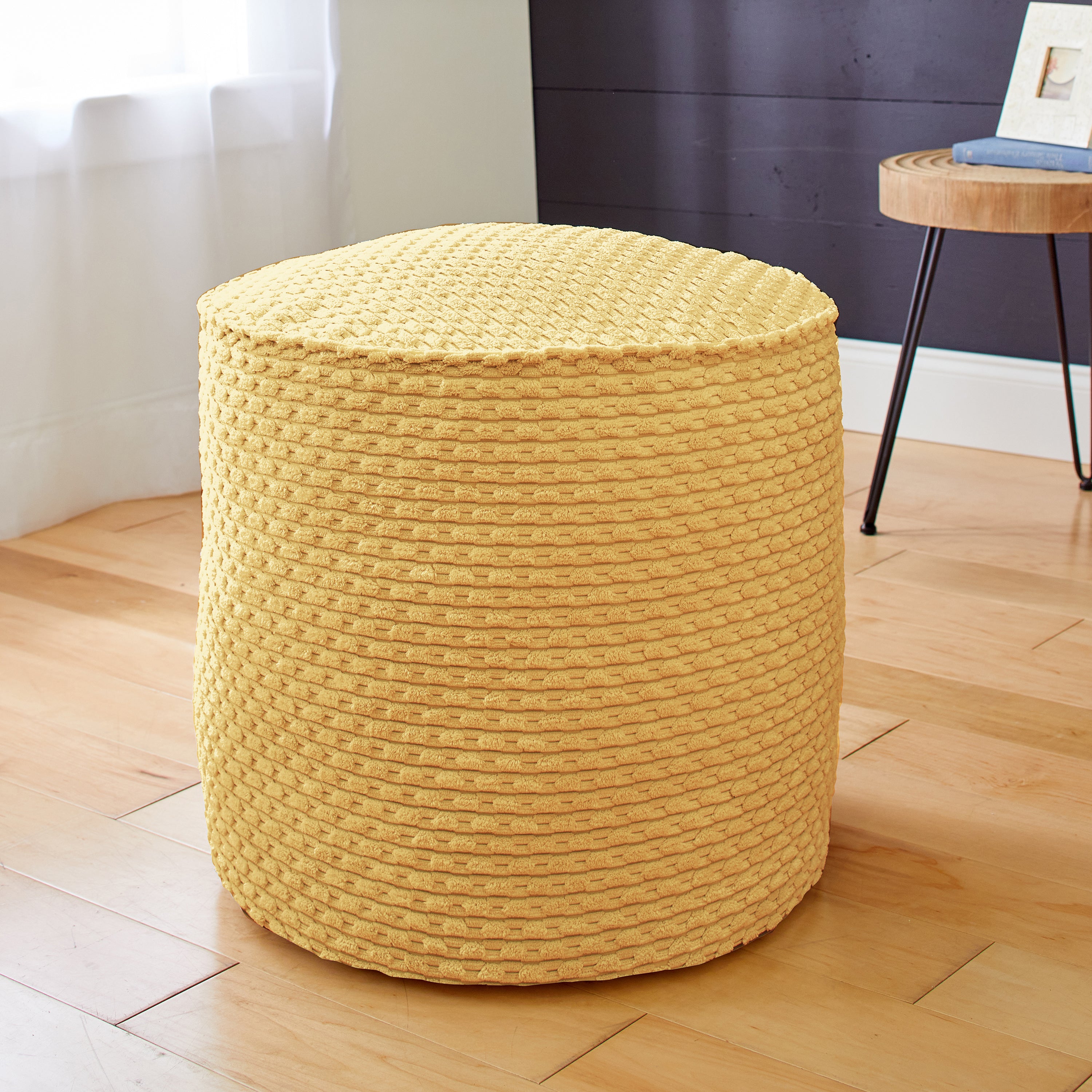 Round Indoor Becklee Bean Pouf