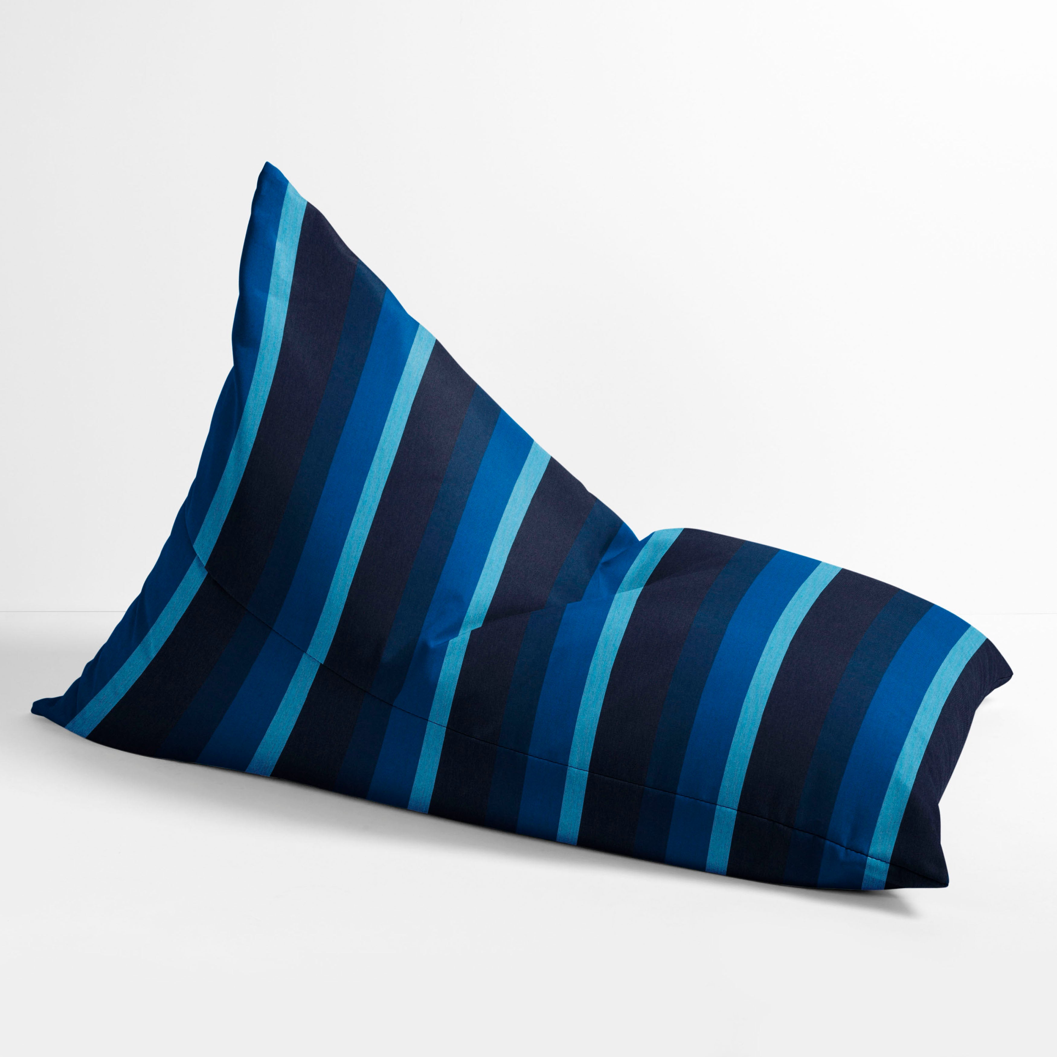 Sunbrella Gateway Outdoor Bean Lounger
