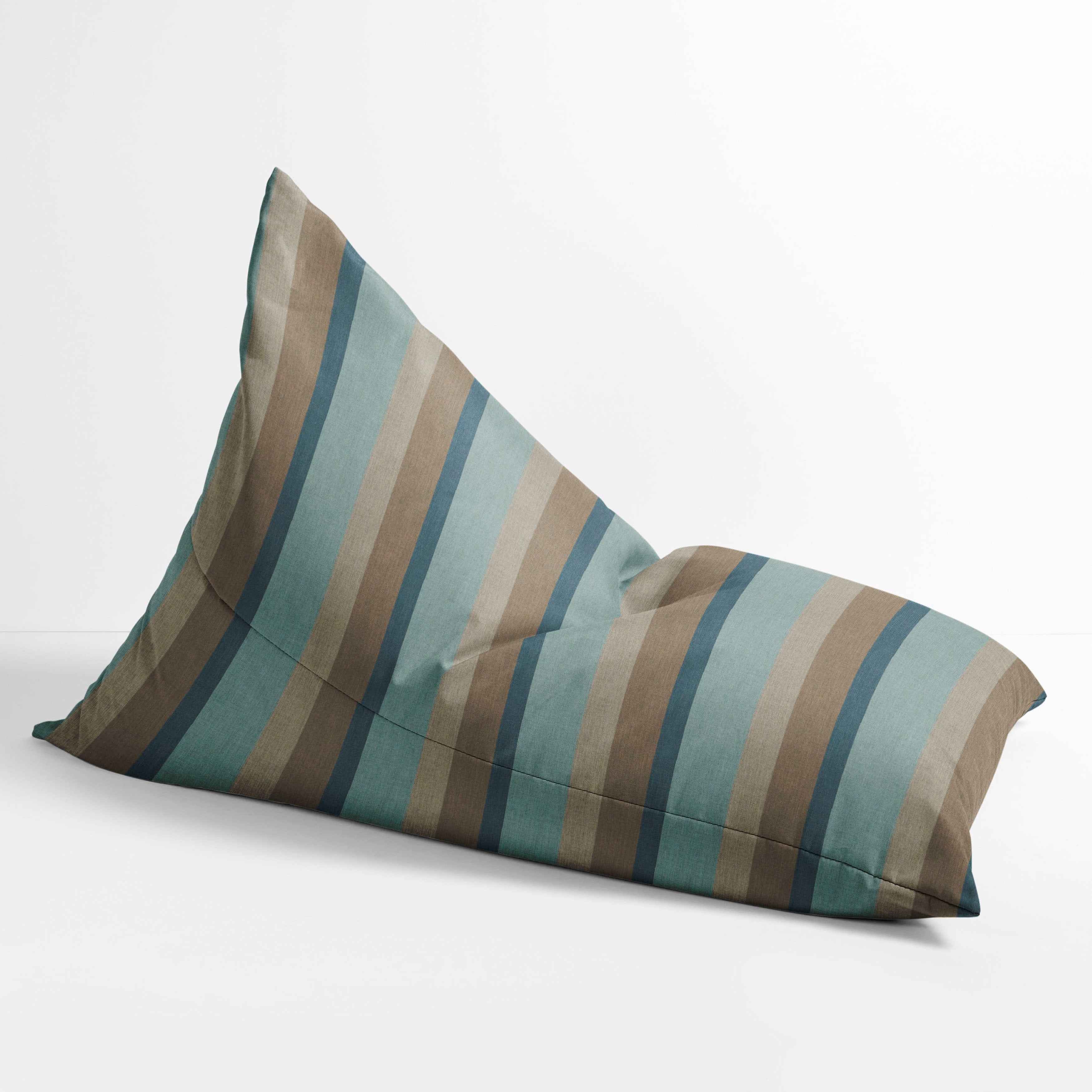 Sunbrella Gateway Outdoor Bean Lounger