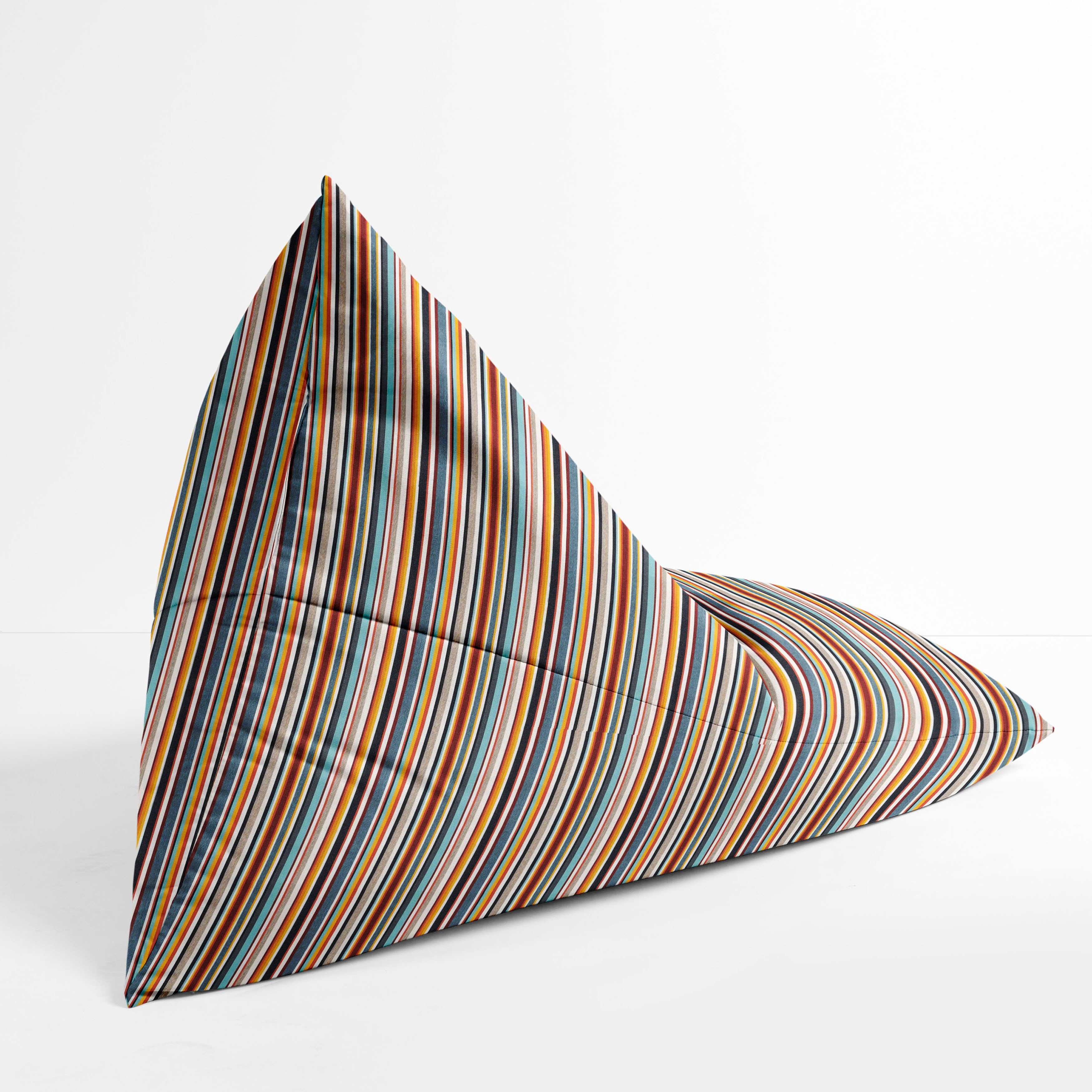 Sunbrella Highlight Outdoor Bean Lounger