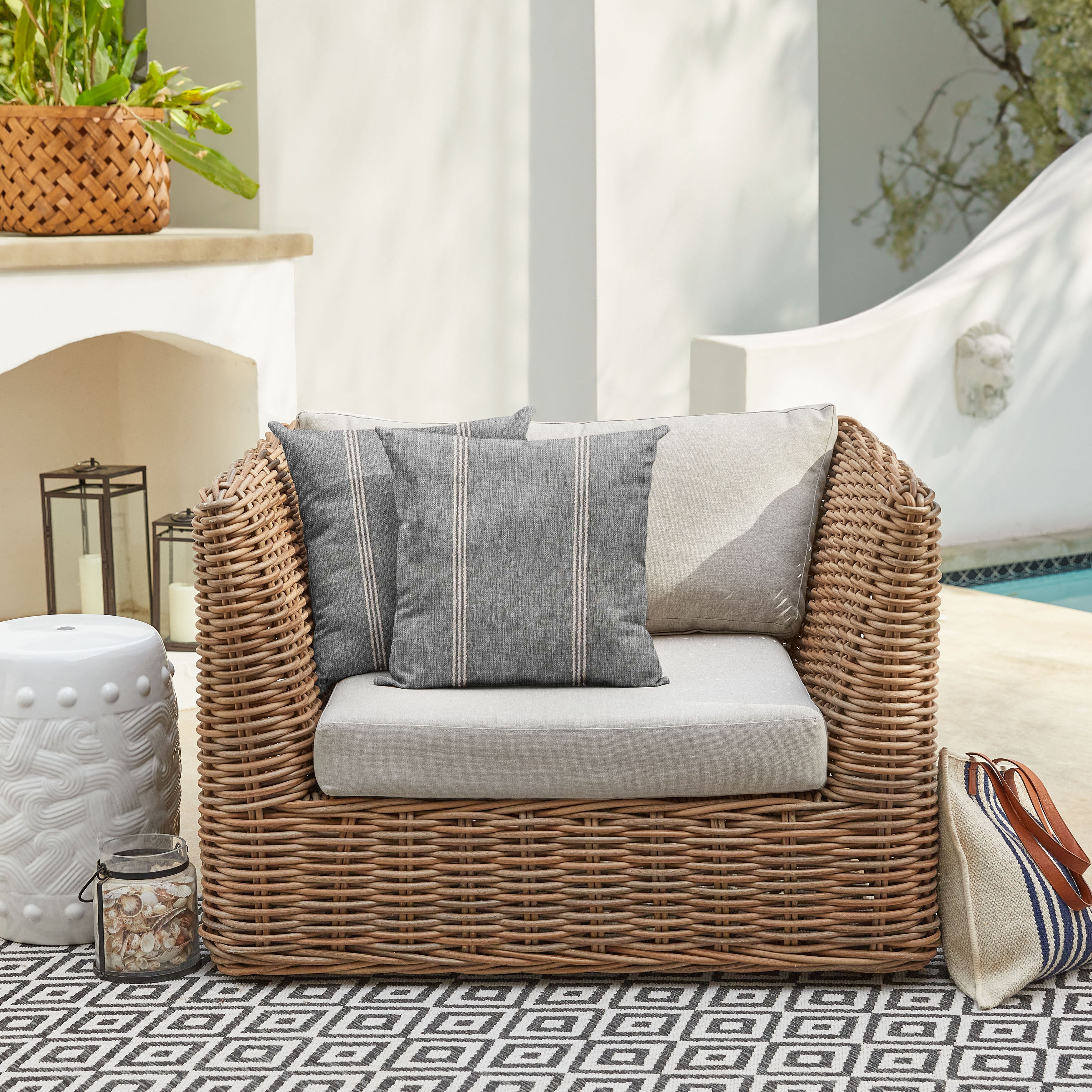 Sunbrella Stripe Knife Edge Outdoor Square Pillow Set of 2