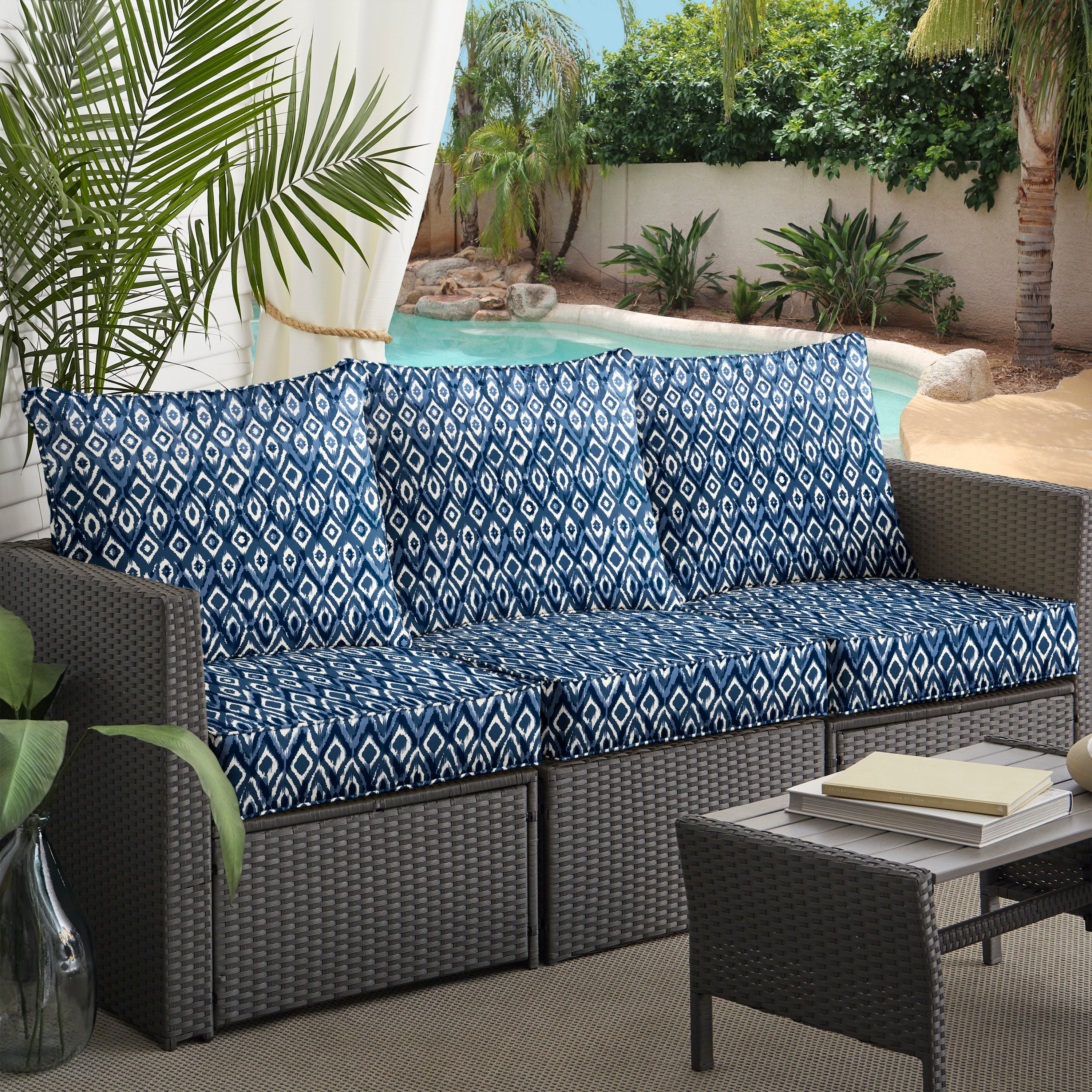 Square Outdoor Deep Seating Sofa Pillow and Cushion Set