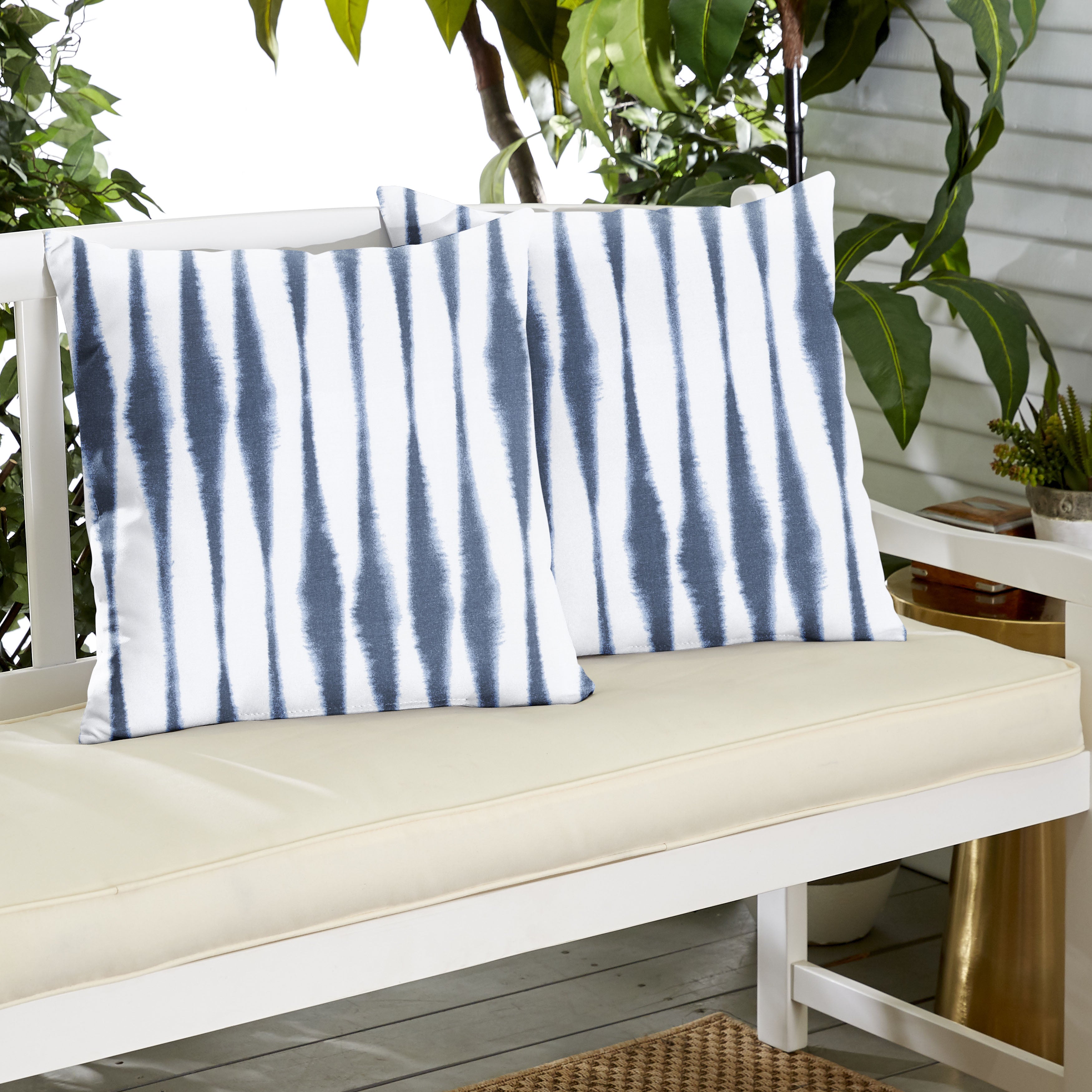 Salix Vintage IndigoOutdoor Square Pillow Set of 2